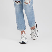 Steve Madden Possession-E Sneaker SILVER/WHITE Sneakers 90's Nostalgia