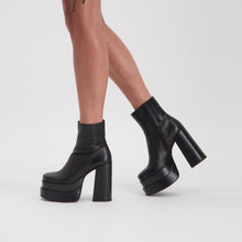 Steve Madden Cobra Bootie BLACK LEATHER Ankle boots All Products