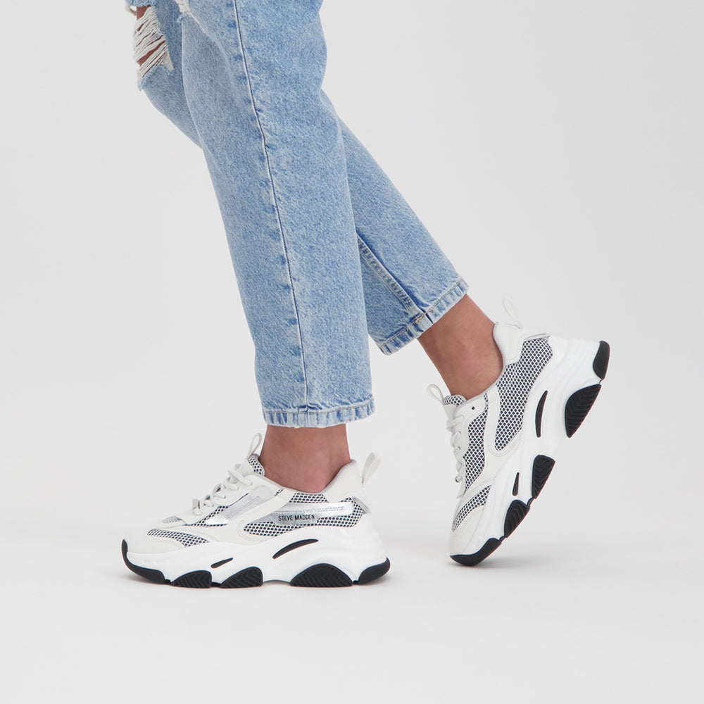 Steve Madden Possession-E Sneaker SILVER/WHITE Sneakers 90's Nostalgia